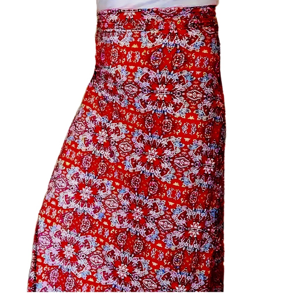 Gilli Morgan’s maxi skirt from Stitch Fix 
Size small.